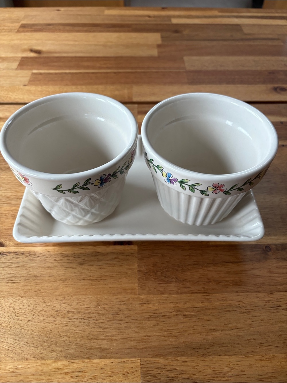 Longaberger Pottery Plant Pots with Floral Accents and Tray - Picture 11 of 11